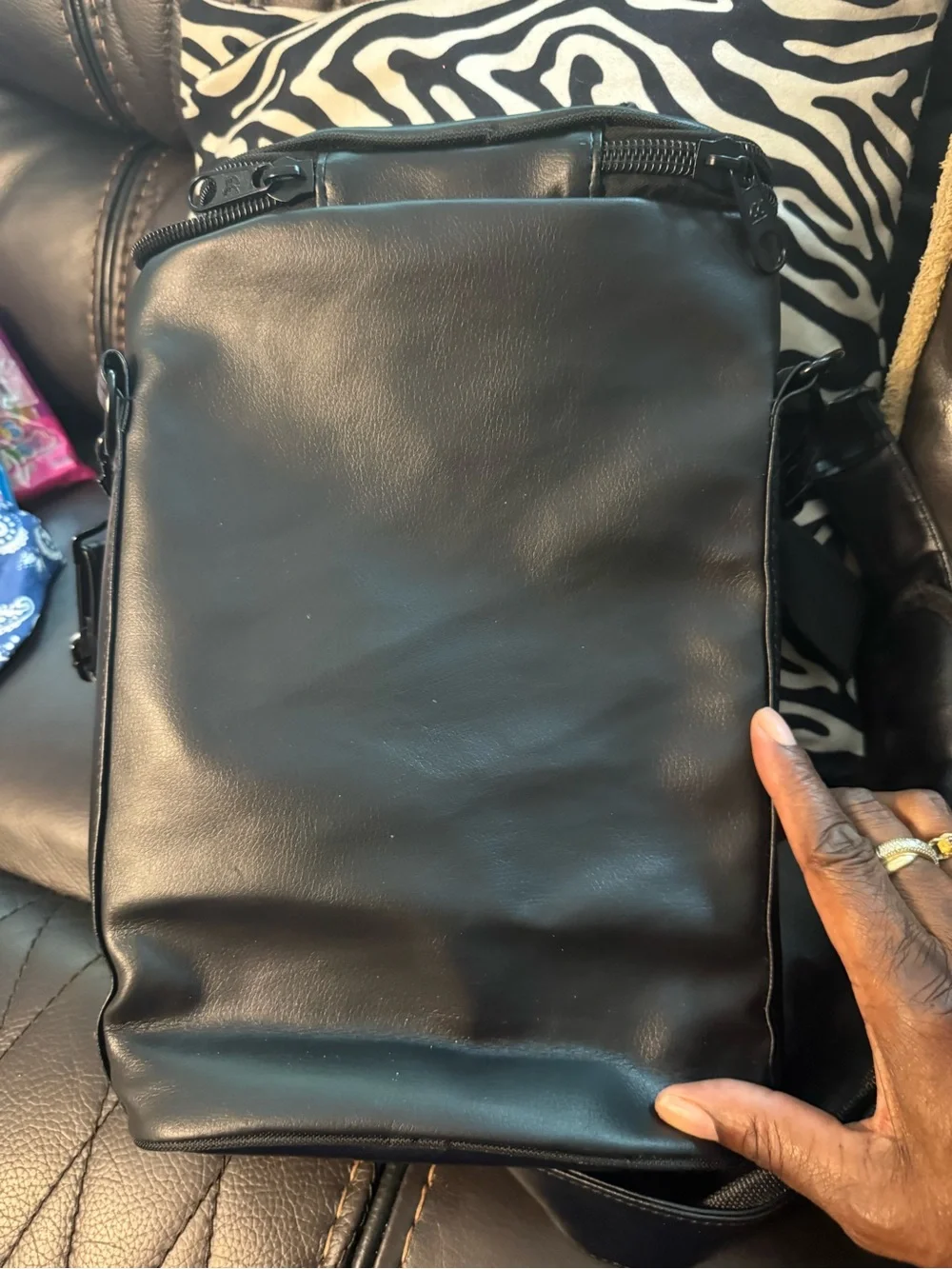 N/A sleek black